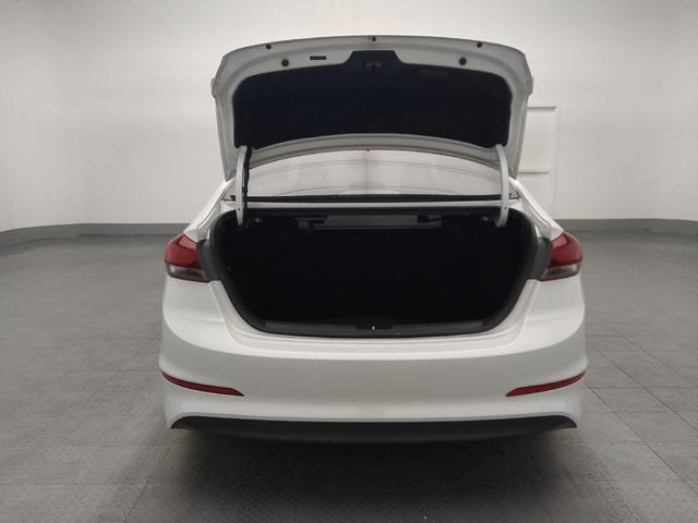 Photo of 2018 Quartz White Pearl Hyundai ELANTRA