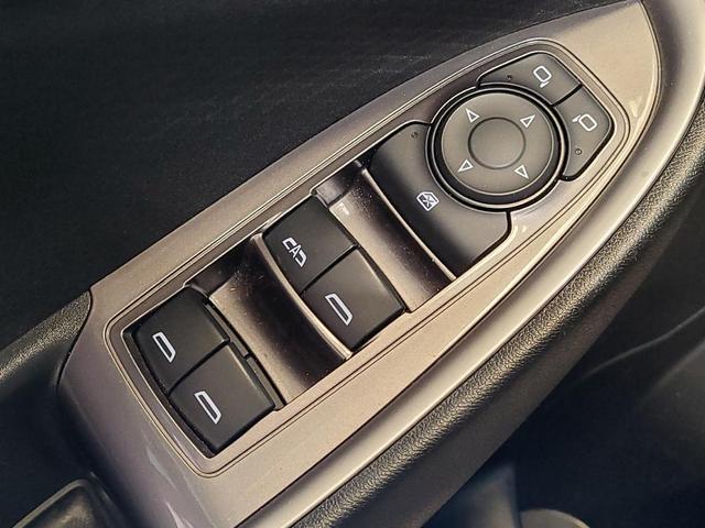 Photo of 2022 Gold Chevrolet Malibu