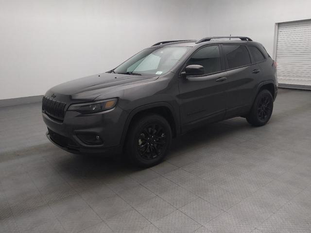 Photo of 2023 Gray Jeep Cherokee