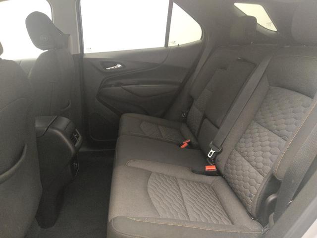 Photo of 2019 Silver Ice Metallic Chevrolet Equinox
