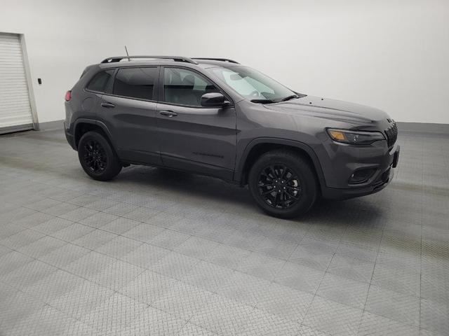 Photo of 2023 Gray Jeep Cherokee