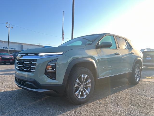 Photo of 2026 Green Chevrolet Equinox