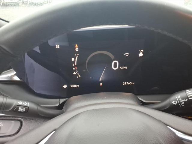 Photo of 2024 Summit White Buick Envista