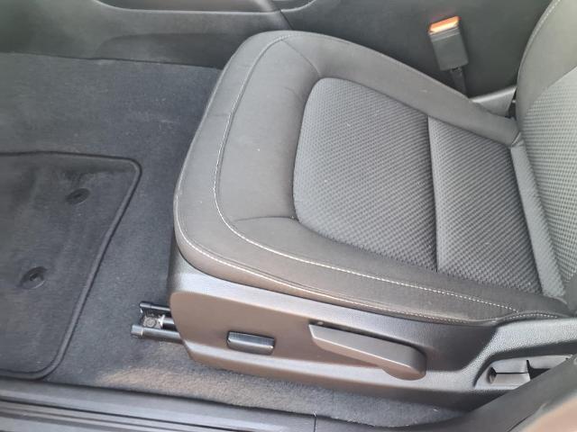 Photo of 2022 Summit White Chevrolet Colorado