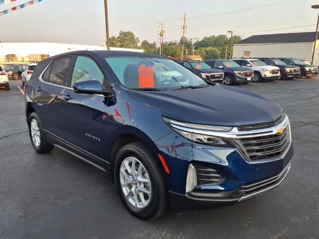 Photo of 2022 Blue Glow Metallic Chevrolet Equinox