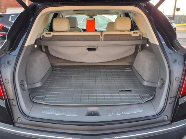 Photo of 2022 Stellar Black Metallic Cadillac XT5