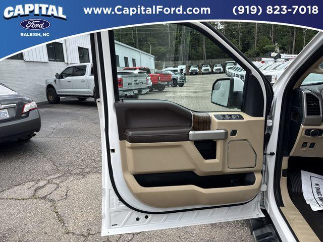 Photo of 2019 White Platinum Ford F-150