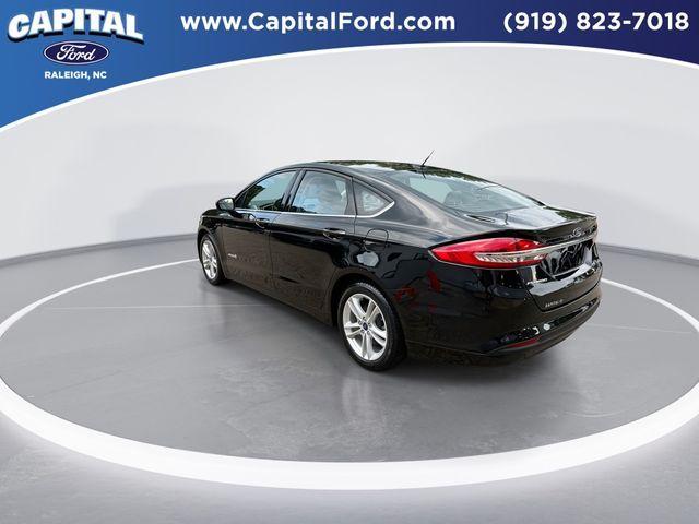 Photo of 2018 Shadow Black Ford Fusion Hybrid