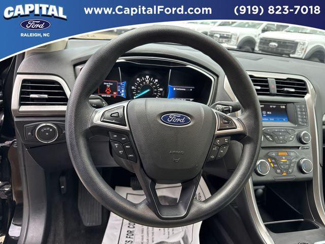 Photo of 2018 Shadow Black Ford Fusion Hybrid