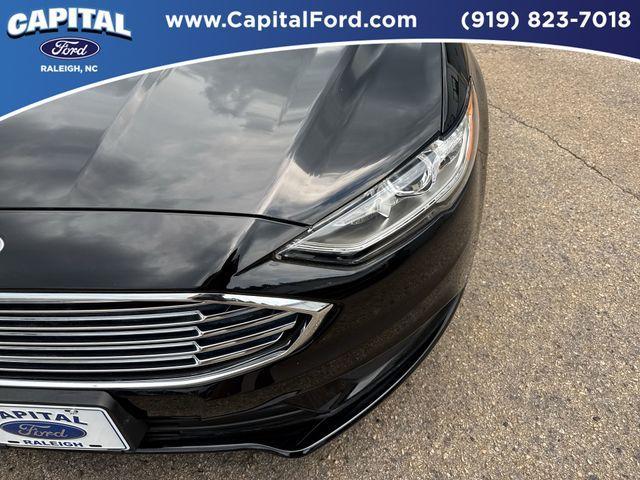 Photo of 2018 Shadow Black Ford Fusion Hybrid