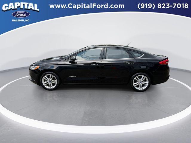 Photo of 2018 Shadow Black Ford Fusion Hybrid