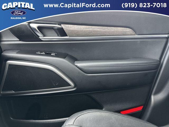 Photo of 2022 Wolf Gray Kia Telluride