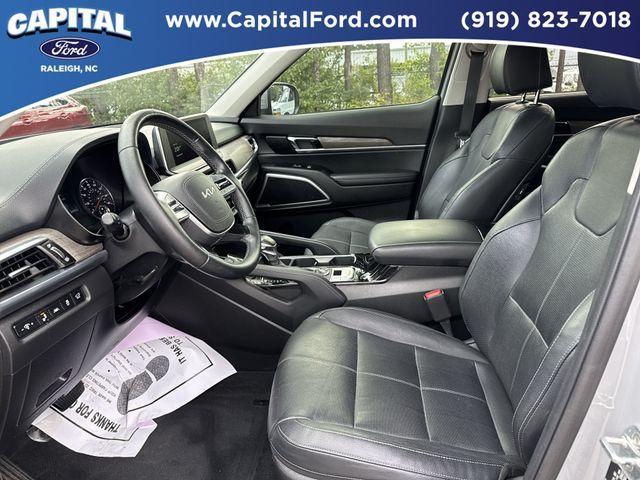 Photo of 2022 Wolf Gray Kia Telluride