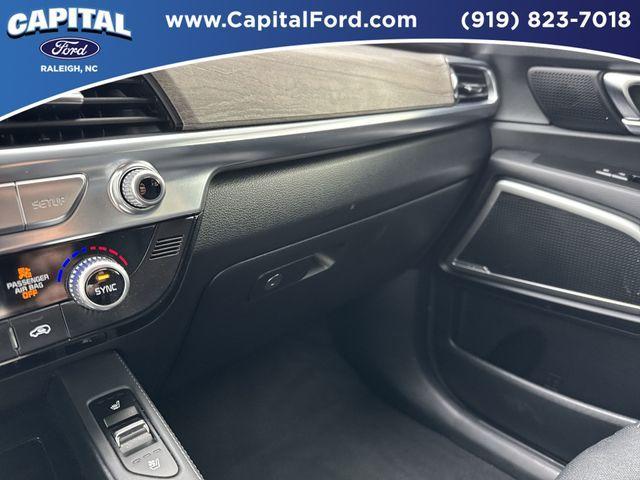 Photo of 2022 Wolf Gray Kia Telluride