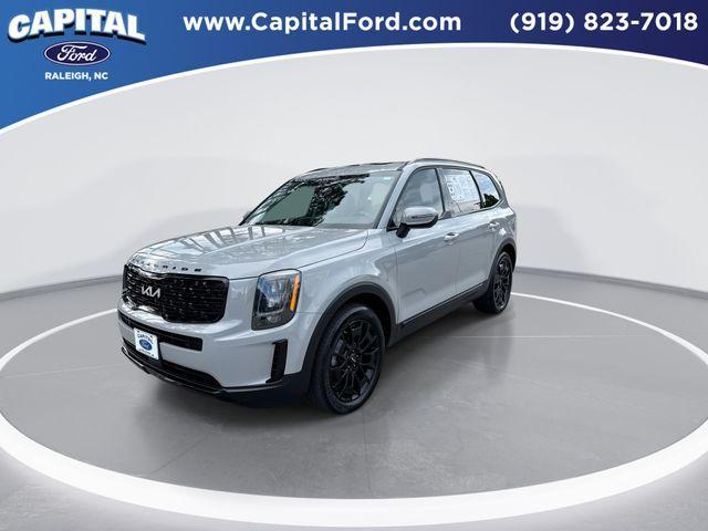 Photo of 2022 Wolf Gray Kia Telluride
