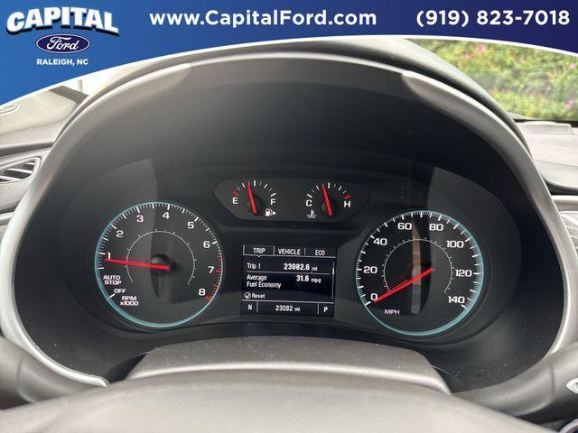 Photo of 2024 Summit White Chevrolet Malibu