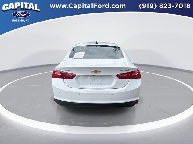Photo of 2024 Summit White Chevrolet Malibu