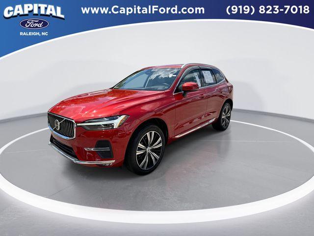Photo of 2022 Fusion Red Metallic Volvo XC60
