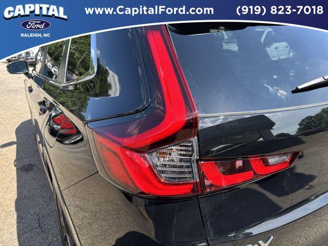 Photo of 2023 Crystal Black Pearl Honda CR-V Hybrid