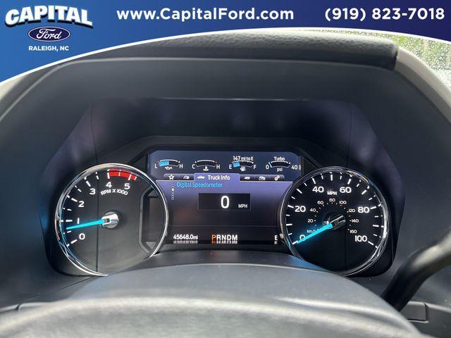 Photo of 2022 Oxford White Ford F-350