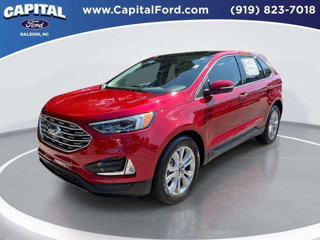Photo of 2022 Rapid Red Metallic Tinted Clearcoat Ford Edge