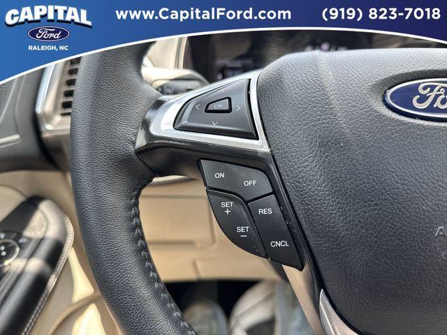Photo of 2024 Iconic Silver Metallic Ford Edge