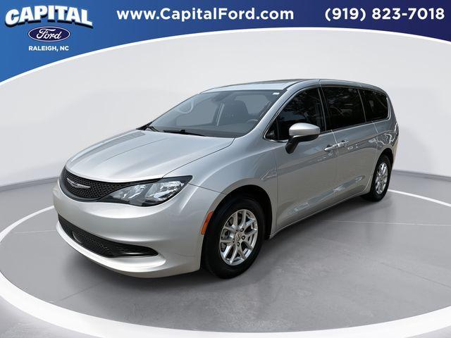 2023 Chrysler Voyager