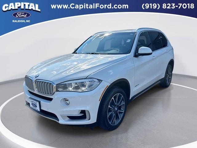 Photo of 2017 Alpine White BMW X5