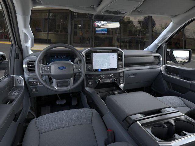 Photo of 2025 Oxford White Ford F-150