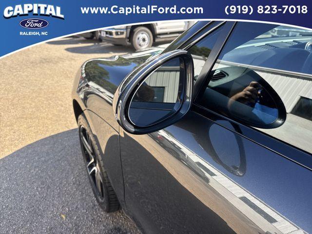 Photo of 2021 Volcano Grey Metallic Porsche Macan