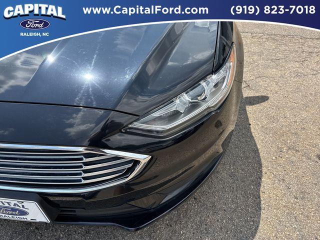 Photo of 2018 Shadow Black Ford Fusion Hybrid