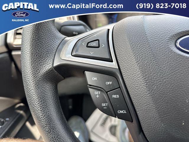 Photo of 2018 Shadow Black Ford Fusion Hybrid