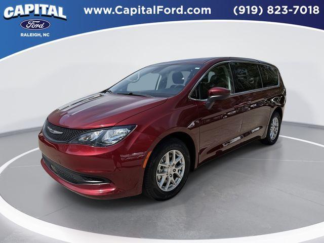 2023 Chrysler Voyager
