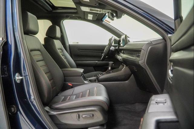 Photo of 2025 Canyon River Blue Metallic Honda CR-V Hybrid