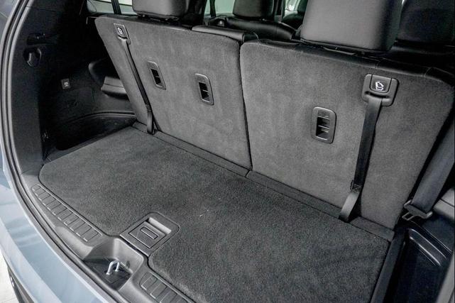 Photo of 2022 Blue Honda Pilot