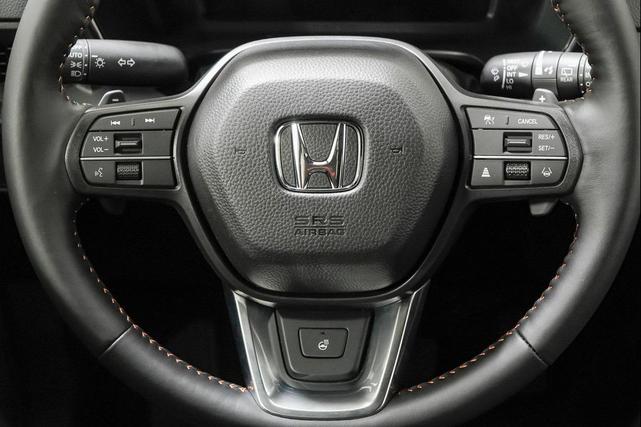 Photo of 2026 Platinum White Pearl Honda CR-V Hybrid