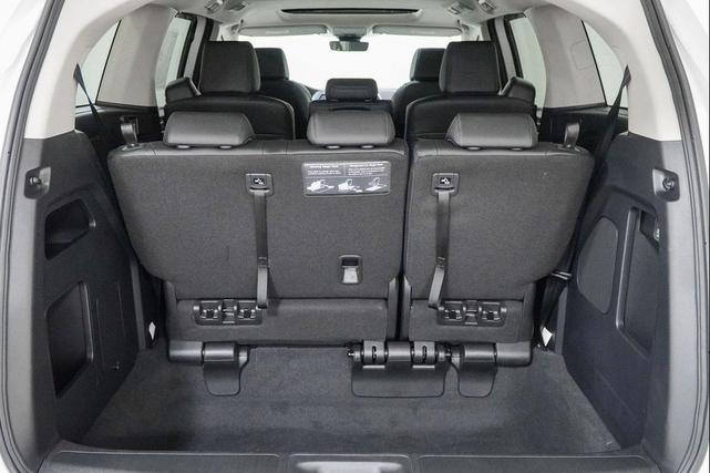 Photo of 2026 Platinum White Pearl Honda Odyssey