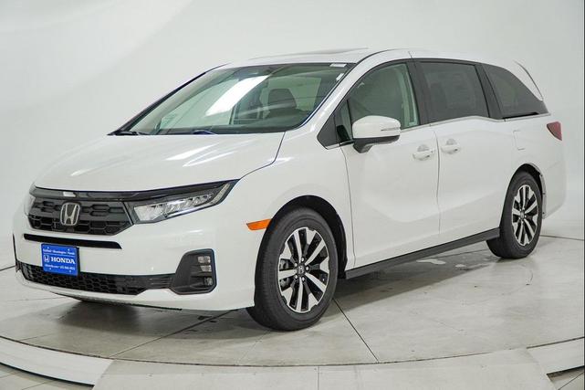 Photo of 2026 Platinum White Pearl Honda Odyssey