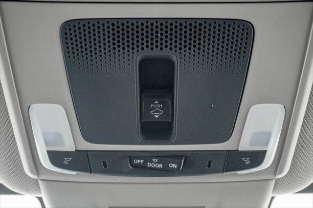 Photo of 2025 Meteorite Gray Metallic Honda CR-V