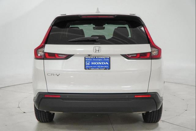 Photo of 2025 Platinum White Pearl Honda CR-V