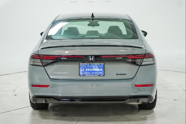 Photo of 2025 Urban Gray Pearl Honda Accord Hybrid