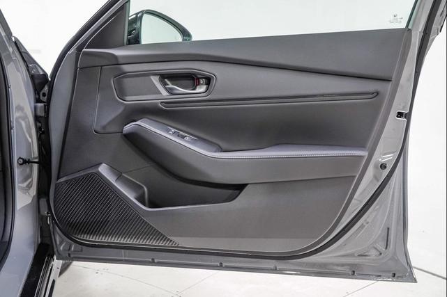 Photo of 2025 Urban Gray Pearl Honda Accord Hybrid