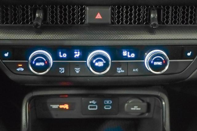 Photo of 2025 Crystal Black Pearl Honda CR-V
