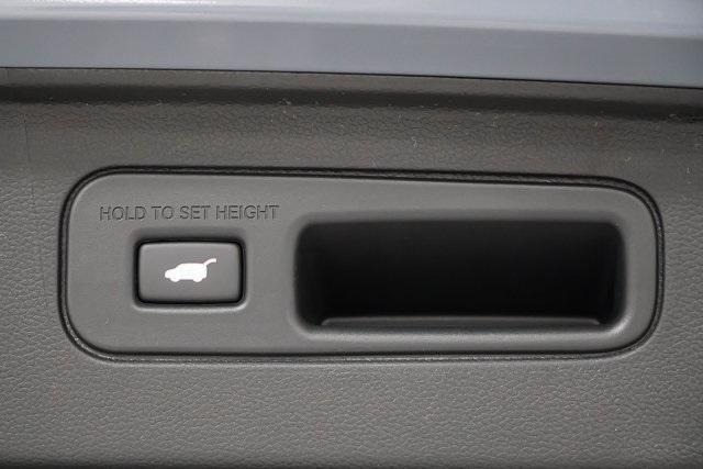 Photo of 2025 Sonic Gray Pearl Honda Pilot