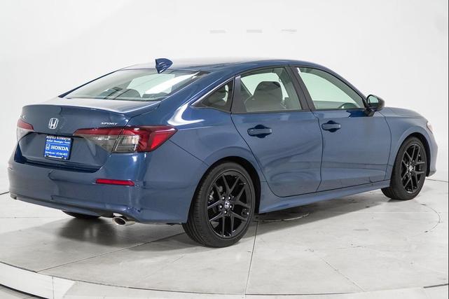 Photo of 2025 Blue Lagoon Pearl Honda Civic