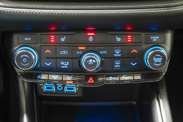 Photo of 2021 Reactor Blue Pearlcoat Dodge Durango