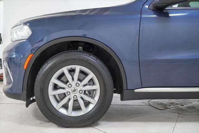 Photo of 2021 Reactor Blue Pearlcoat Dodge Durango