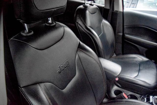 Photo of 2020 Redline Pearlcoat Jeep Compass