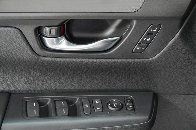 Photo of 2026 Crystal Black Pearl Honda CR-V Hybrid