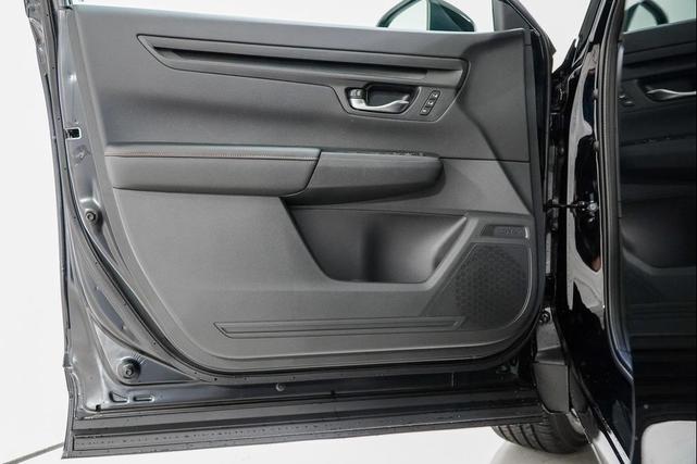 Photo of 2026 Crystal Black Pearl Honda CR-V Hybrid